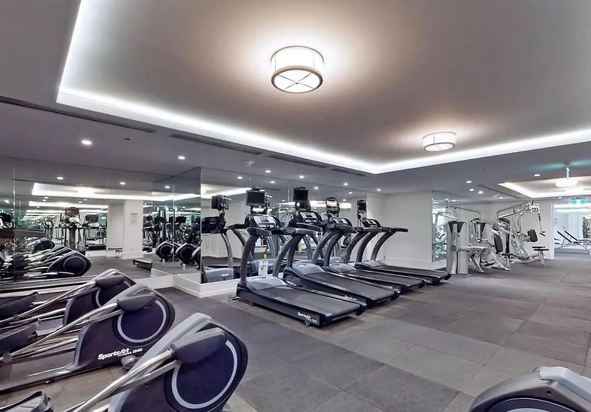 Villa California King Bed In Heart Of Downtown Toronto Сasa de vacaciones